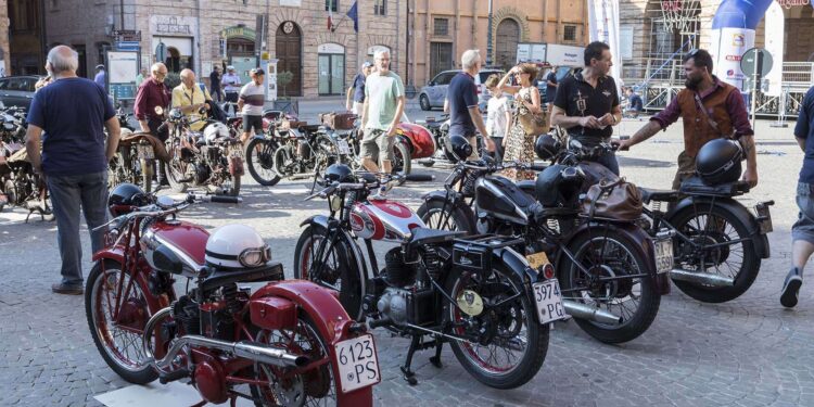 SI AVVICINA LA 29^ RIEVOCAZIONE DEL CIRCUITO CHIENTI E POTENZA PER MOTO D’EPOCA